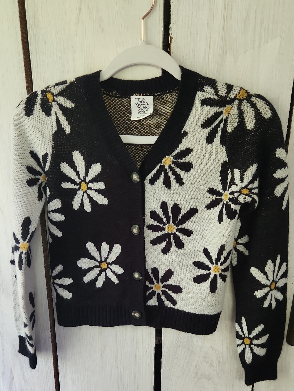 Jolie & Joy Girls Button Down Daisy Sweater Size Medium 10-12